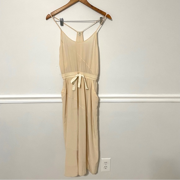 Aritzia Dresses & Skirts - Aritzia x Wilfred • blush pink 100% silk dress sz XS